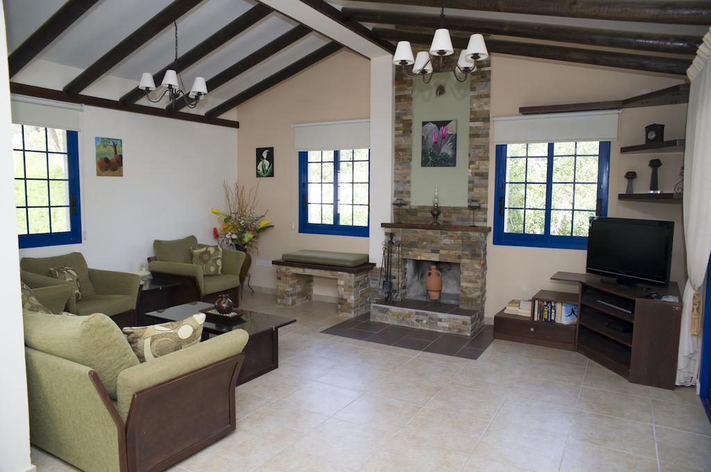 Akamas Edge Villas Polis Phòng bức ảnh